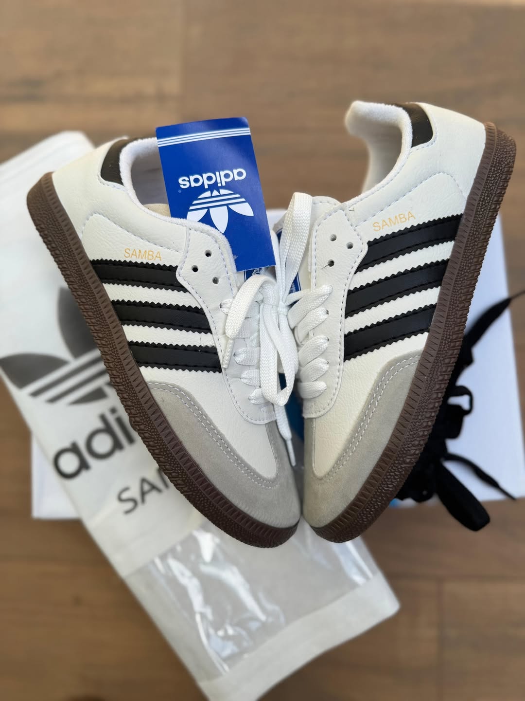Tênis Feminino Adidas Samba Premium (EM COURO)