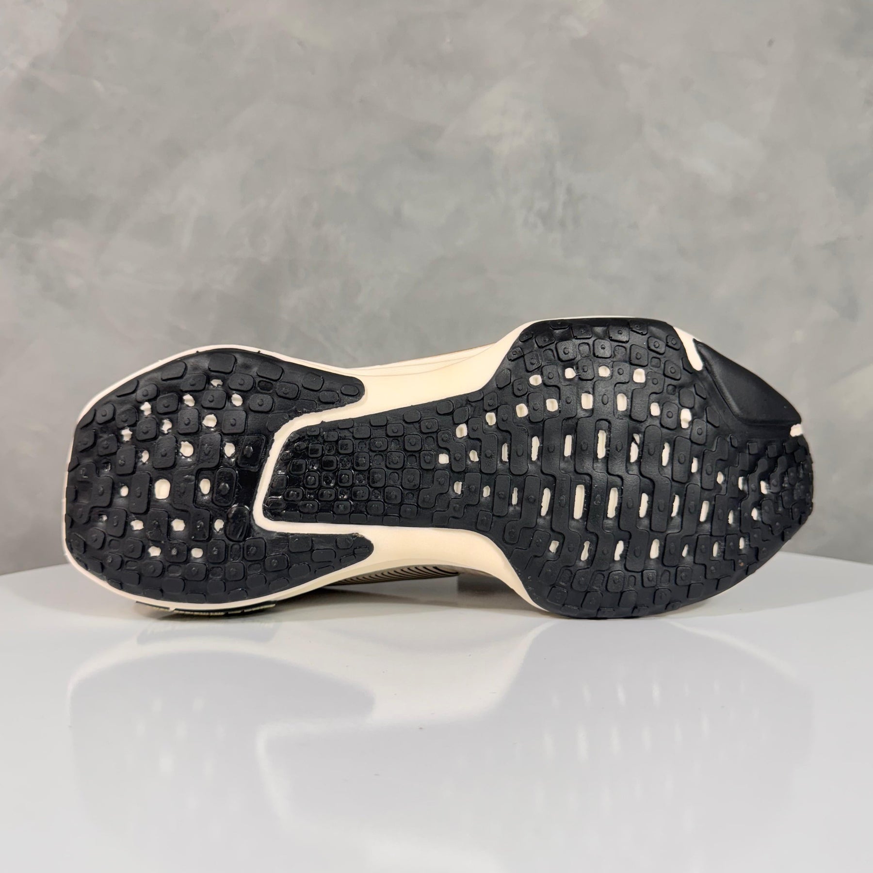 Tênis Feminino Zoomx 04 (2 Pares Cadarços)