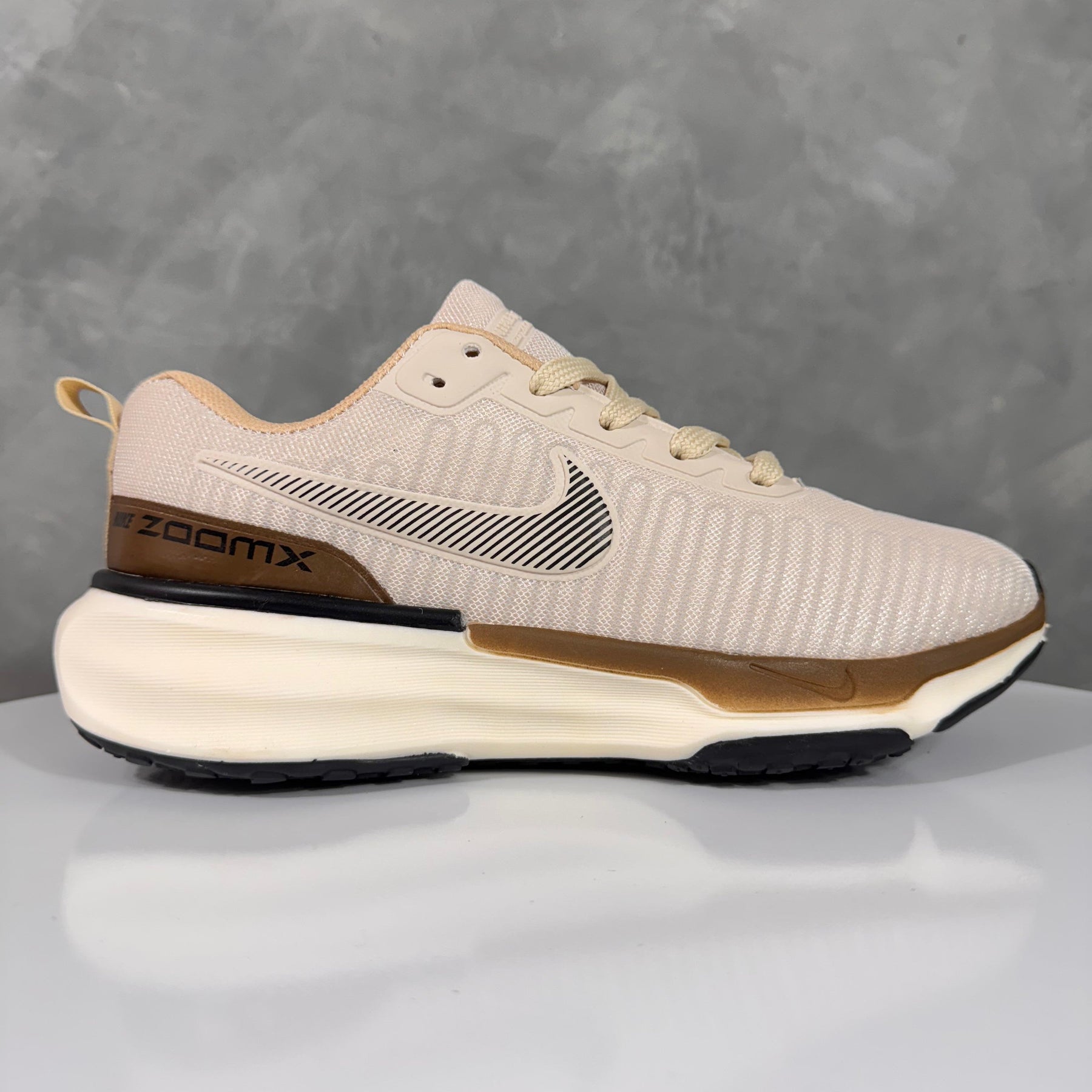 Tênis Feminino Zoomx 04 (2 Pares Cadarços)
