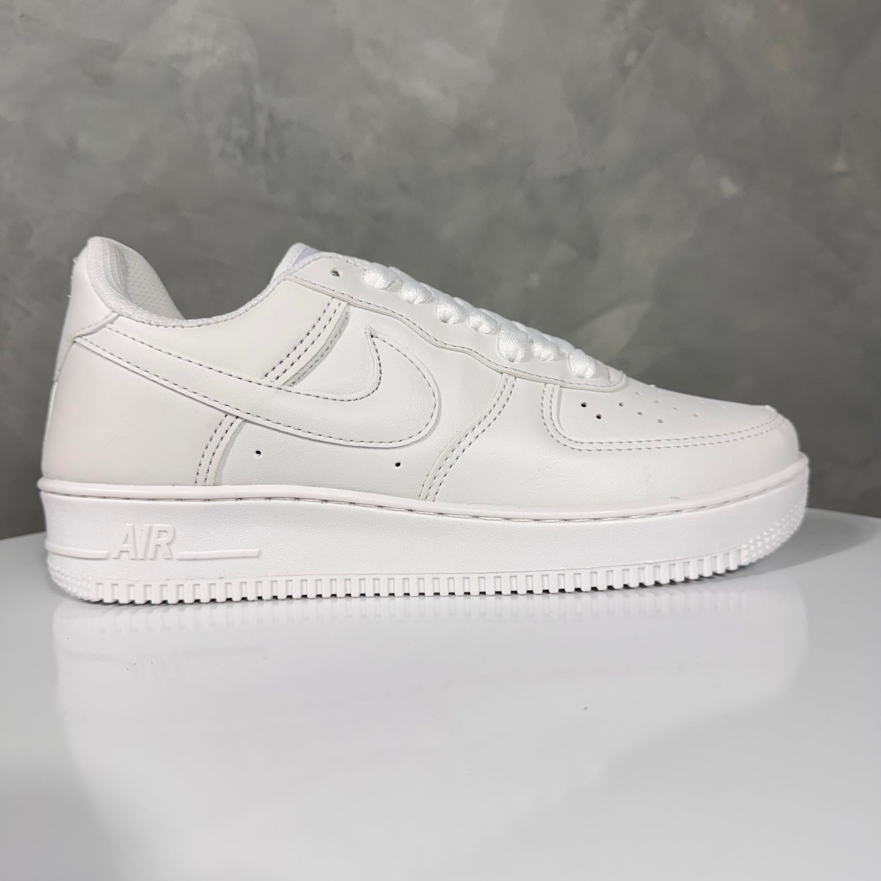 Tênis Unissex Air force 1 Branco Premium