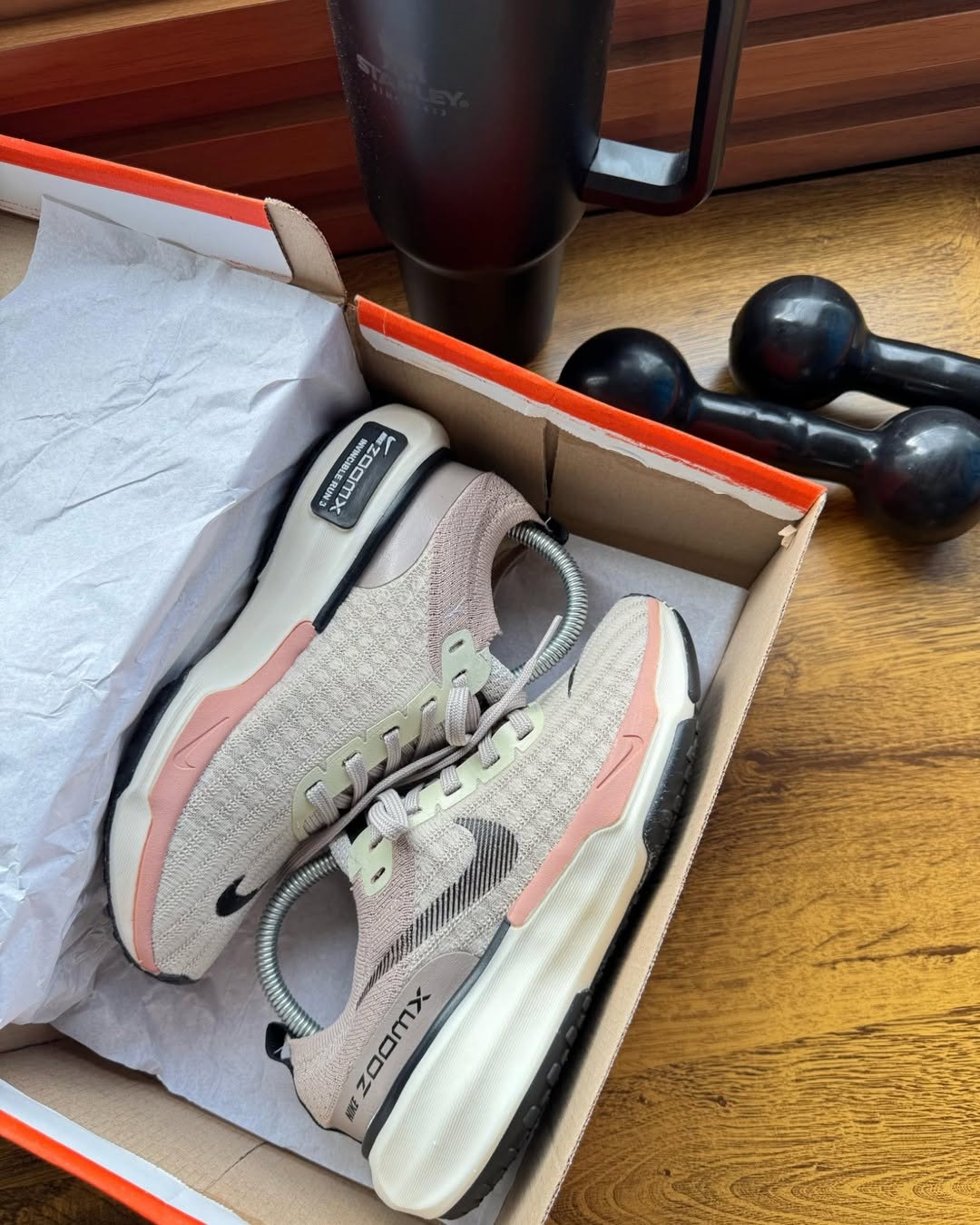 Tênis Feminino Nike ZoomX Invencible Run Premium