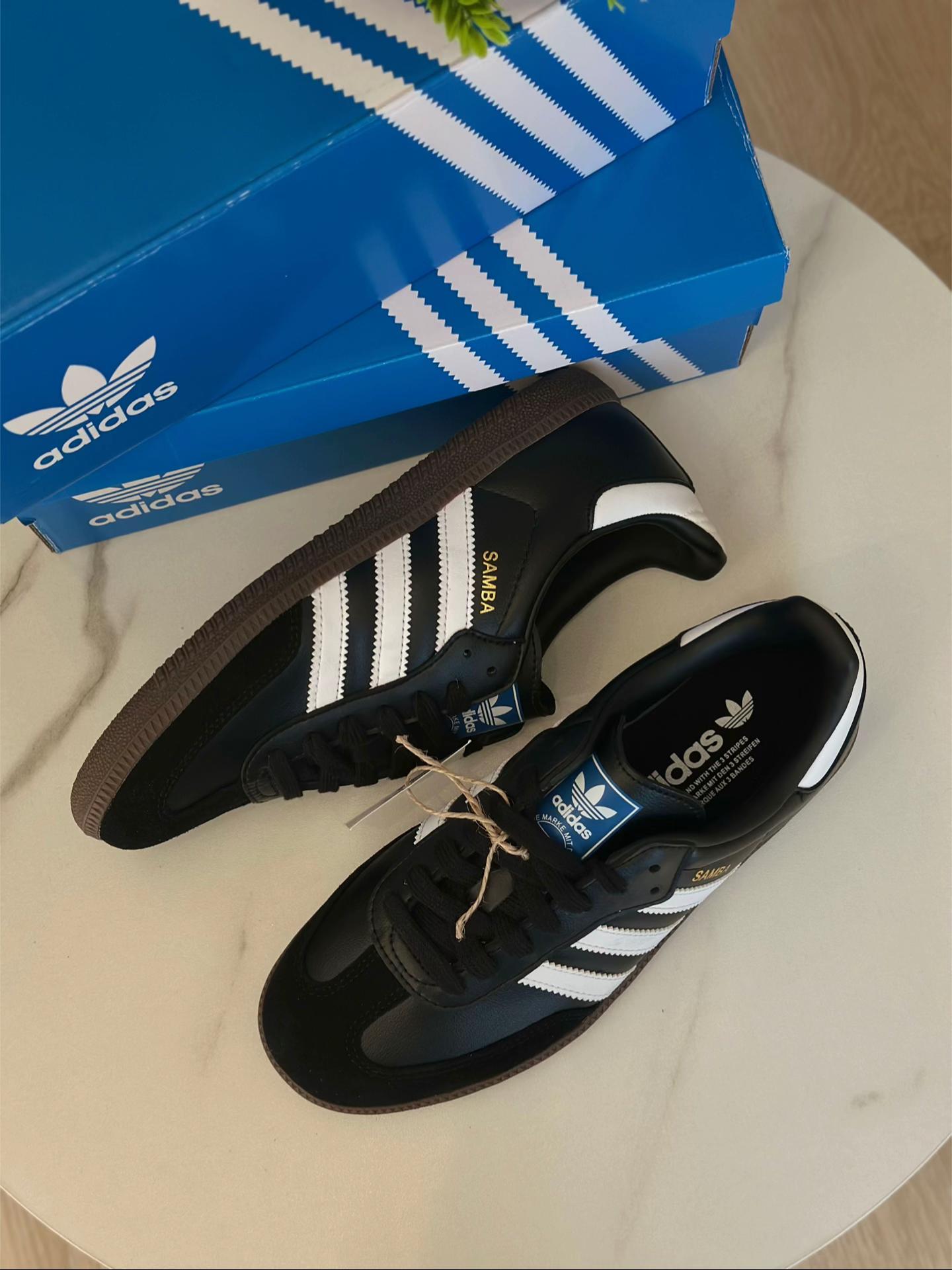 Tênis Feminino Adidas Samba Premium (EM COURO)