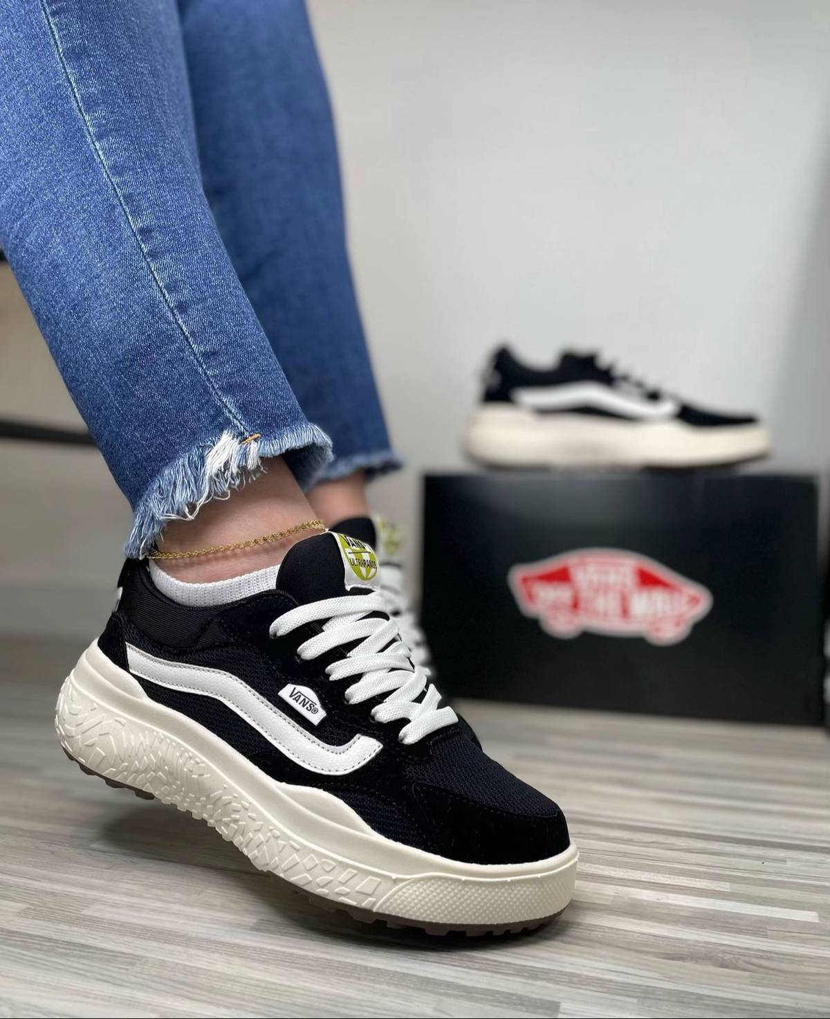 Tênis Unissex Vans Ultrarange Vr3 Premium