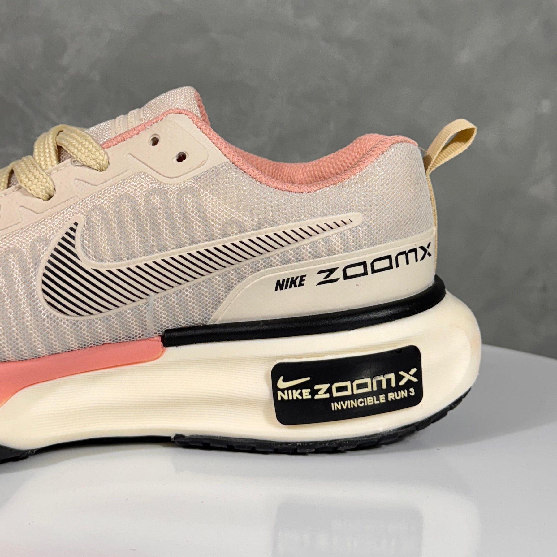 Tênis Feminino Zoomx 04 (2 Pares Cadarços)