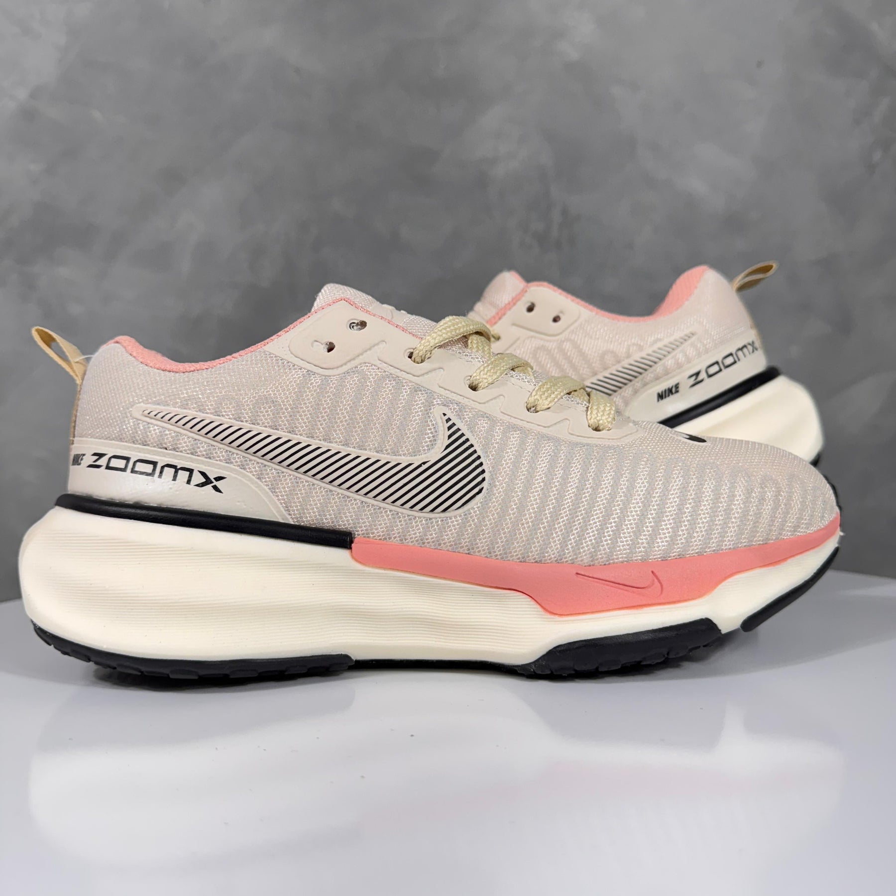 Tênis Feminino Zoomx 04 (2 Pares Cadarços)
