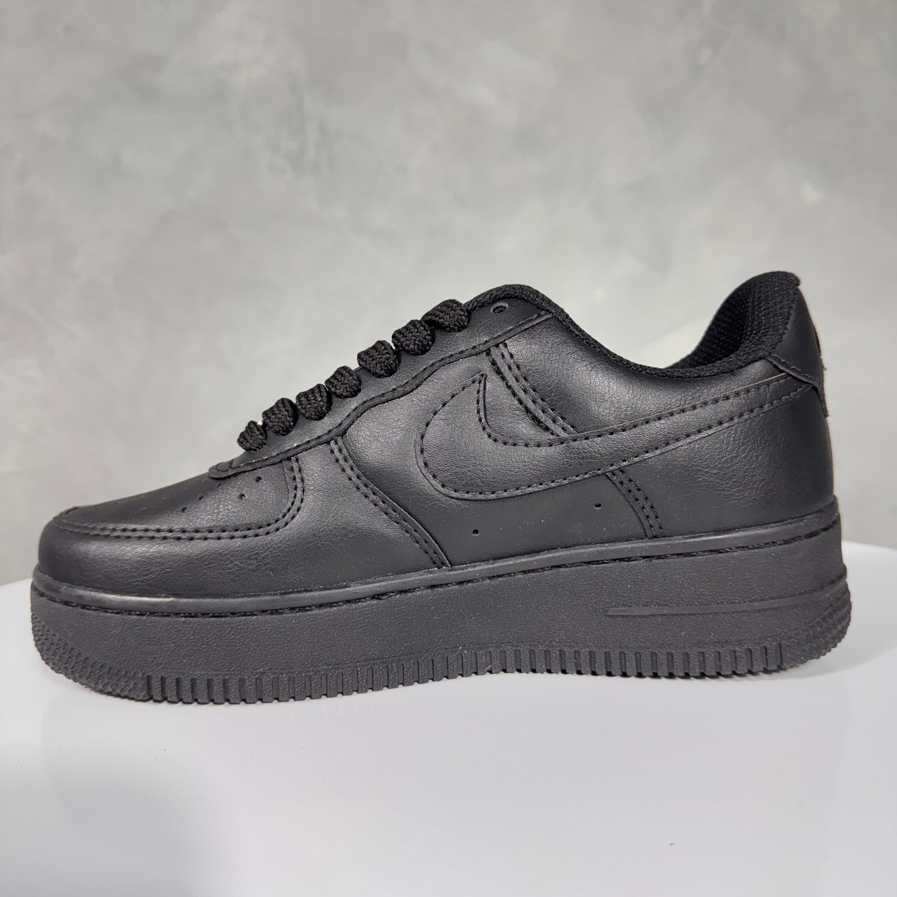Tênis Masculino Nike Air force 1 Triple Black Premium