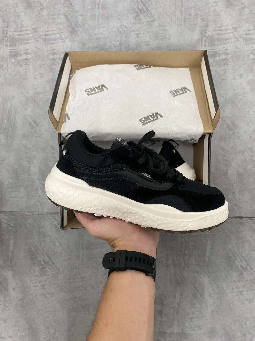Tênis Unissex Vans Ultrarange Vr3 Premium