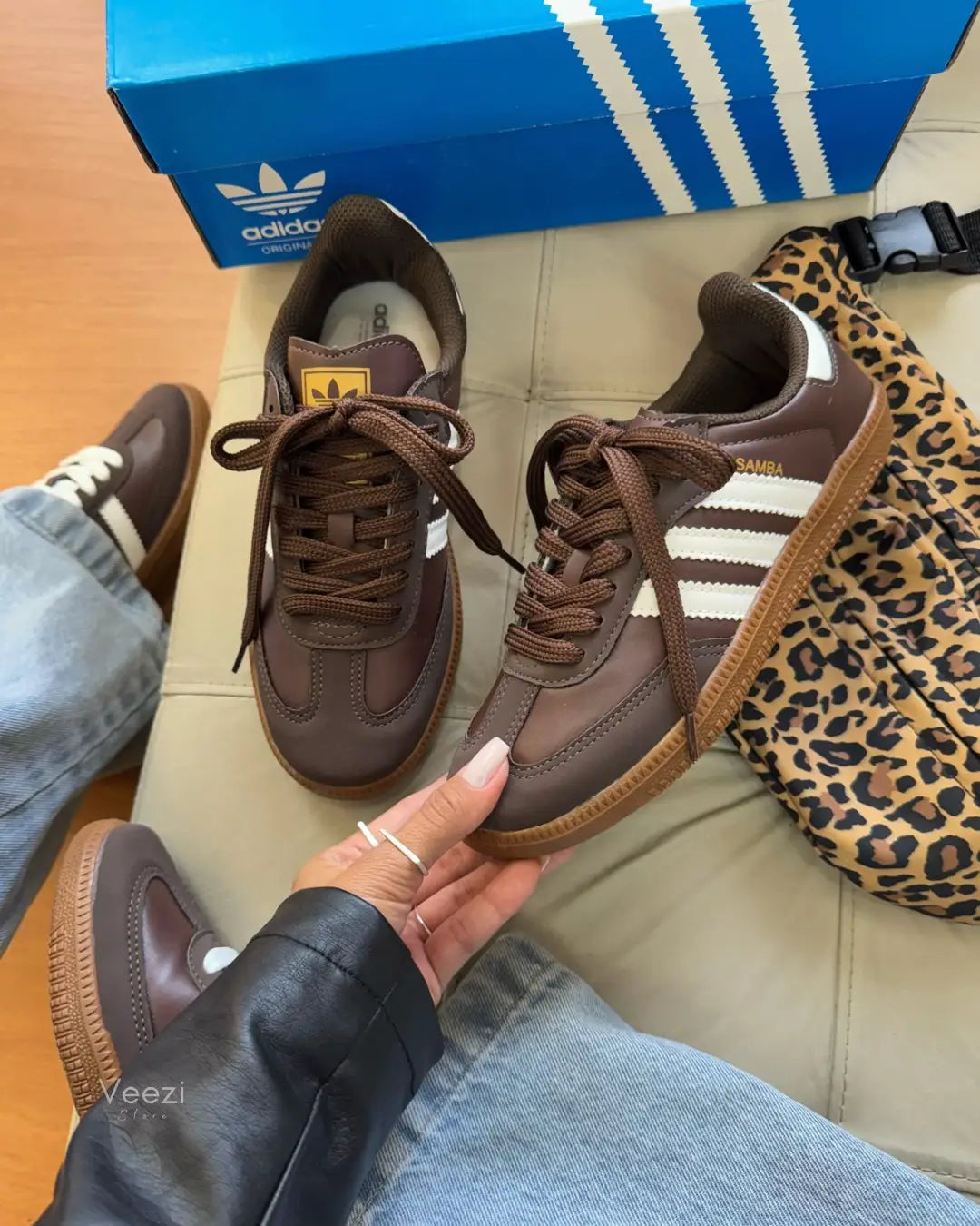 Tênis Feminino Adidas Samba Premium (EM COURO)